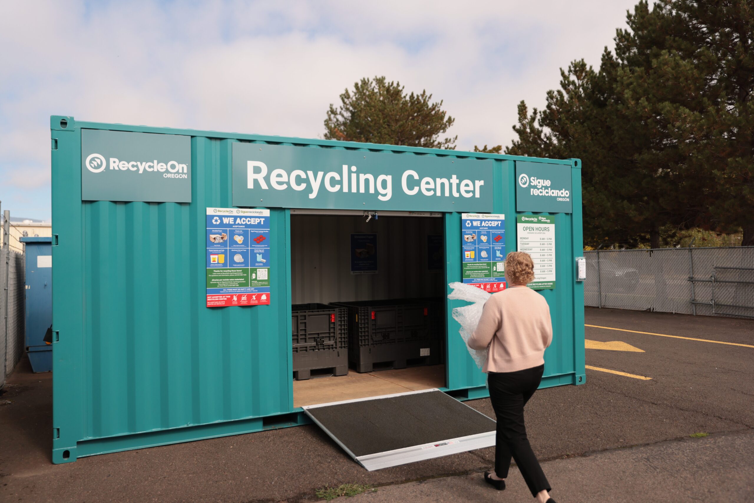 Recycling Centers - RecycleOn
